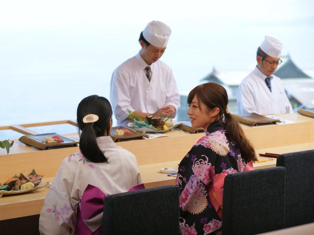 Shirahama Key Terrace Hotel Seamore Екстериор снимка
