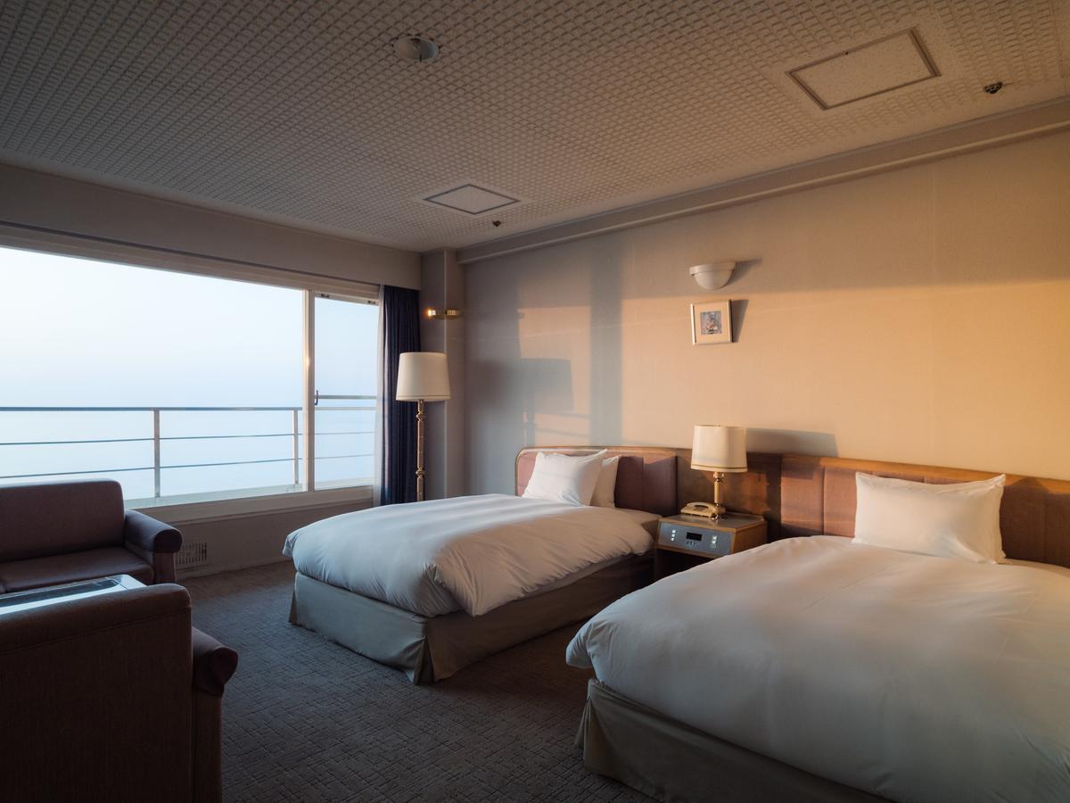 Shirahama Key Terrace Hotel Seamore Екстериор снимка