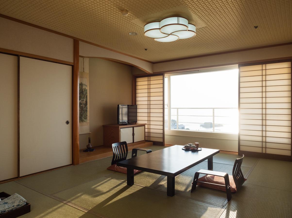 Shirahama Key Terrace Hotel Seamore Екстериор снимка